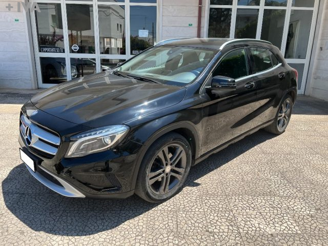 MERCEDES-BENZ GLA 200 usata 3