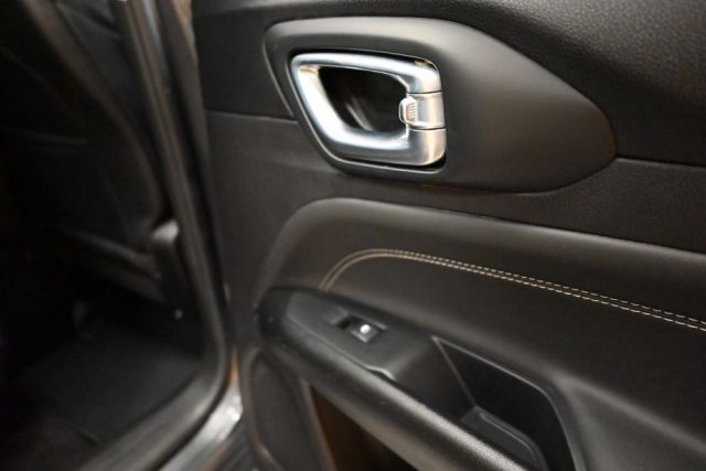 JEEP Compass usata 225