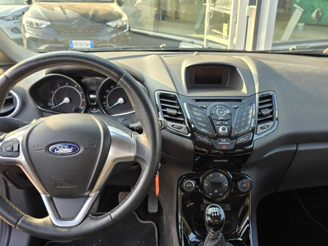 FORD Fiesta usata, con Chiusura centralizzata