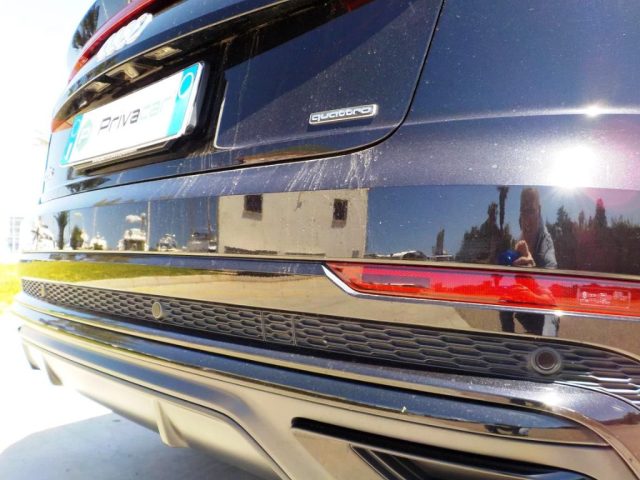 AUDI Q8 usata, con Controllo automatico clima