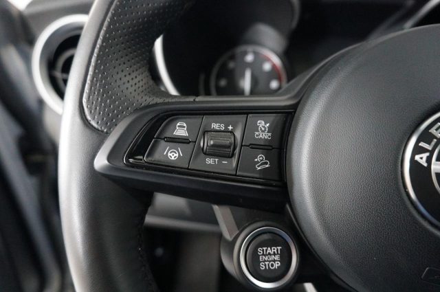 ALFA ROMEO Stelvio usata, con Regolazione elettrica sedili