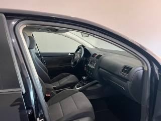 VOLKSWAGEN Golf usata, con Boardcomputer