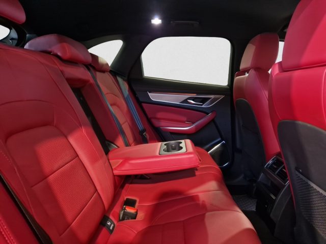 JAGUAR F-Pace usata, con Alzacristalli elettrici