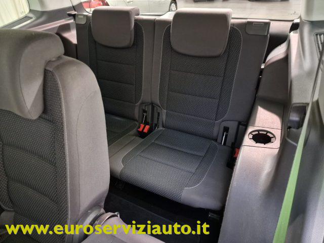VOLKSWAGEN Touran usata 37