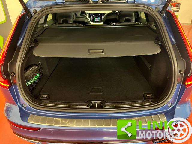 VOLVO V60 usata, con Sedile posteriore sdoppiato