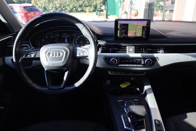 AUDI A4 usata, con Sedile posteriore sdoppiato