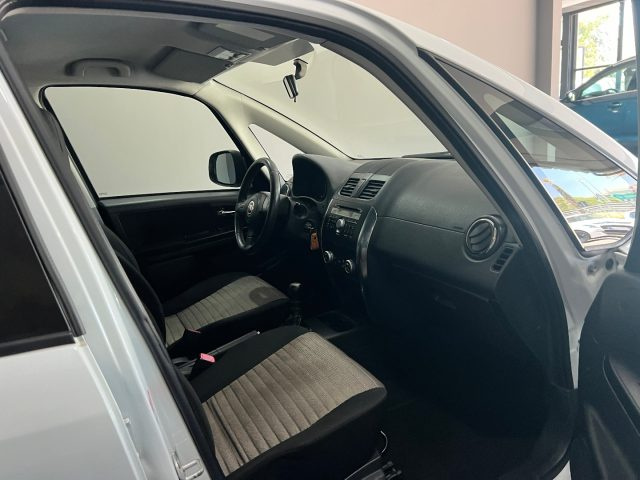 FIAT Sedici usata, con Climatizzatore