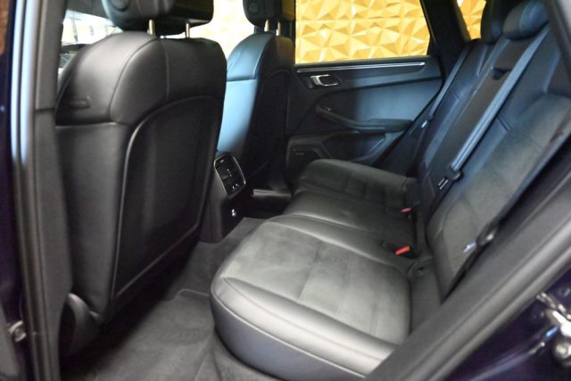 PORSCHE Macan usata 310