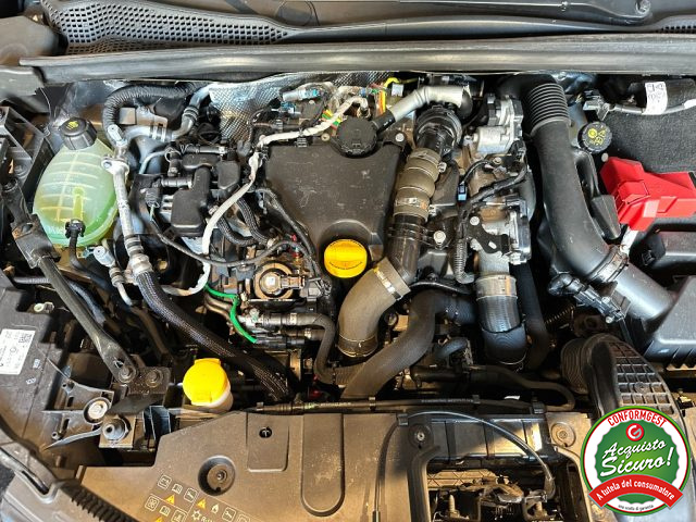 RENAULT Captur usata, con Autoradio digitale