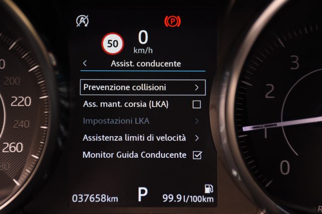 JAGUAR E-Pace usata, con Climatizzatore