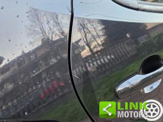 TOYOTA Yaris usata, con Autoradio digitale