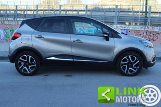 RENAULT Captur usata, con Autoradio