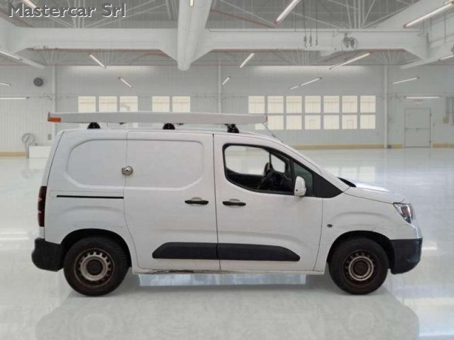 OPEL Combo usata, con Climatizzatore