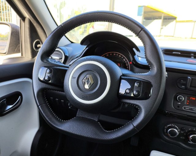 RENAULT Twingo usata 10