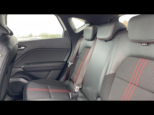 RENAULT Captur usata, con USB