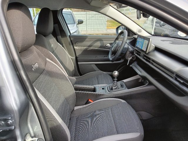 JEEP Avenger usata, con USB