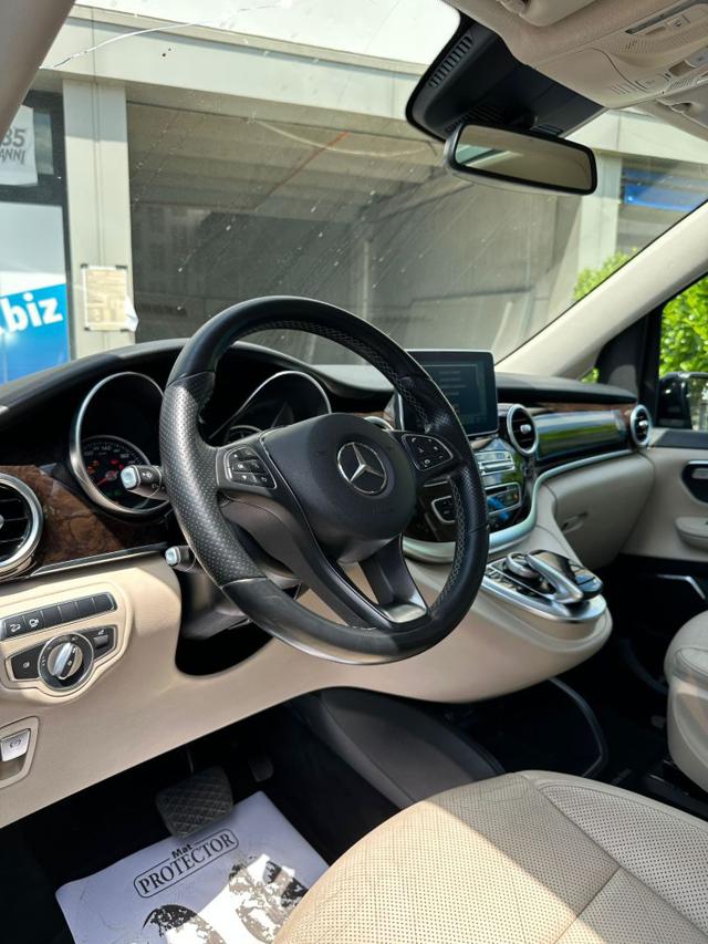 MERCEDES-BENZ V 250 usata, con Climatizzatore