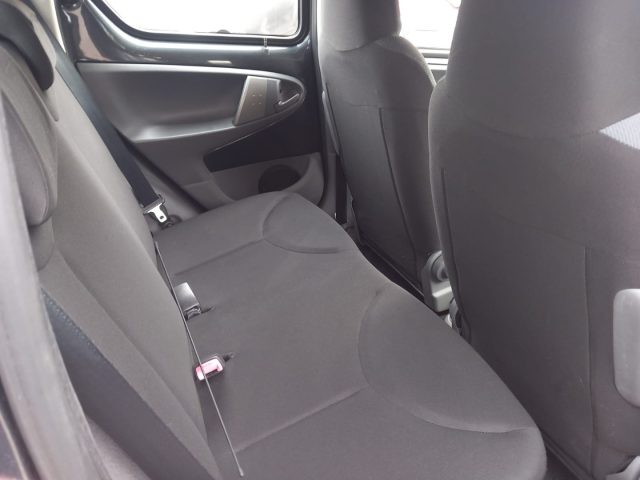 TOYOTA Aygo usata 14