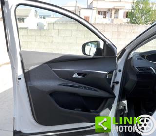PEUGEOT 5008 usata, con Vetri oscurati