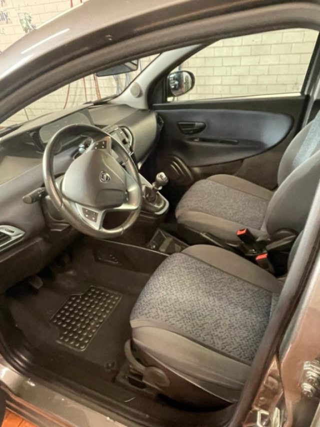 LANCIA Ypsilon usata, con Chiusura centralizzata
