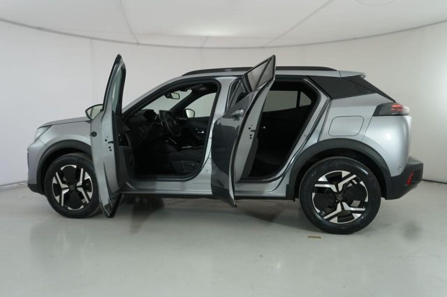 PEUGEOT 2008 usata, con Volante multifunzione