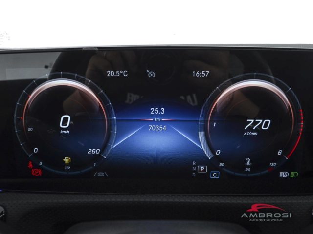 MERCEDES-BENZ A 180 usata 12
