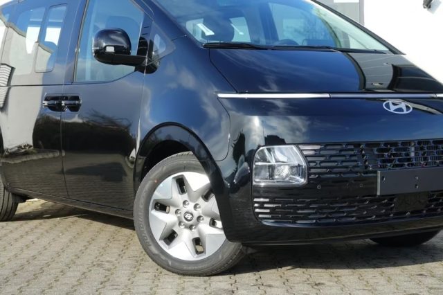 HYUNDAI Staria usata, con Airbag Passeggero
