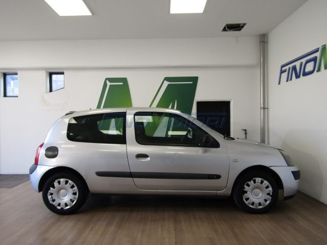 RENAULT Clio usata 11