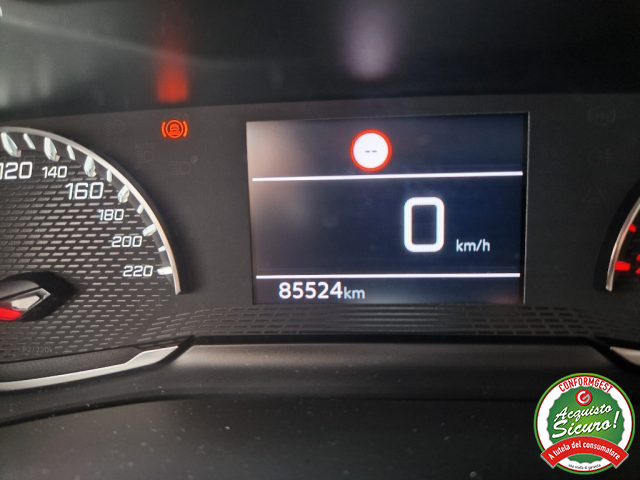 PEUGEOT 208 usata, con Autoradio