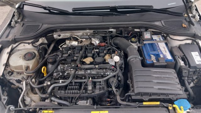 VOLKSWAGEN Golf GTI usata, con Fari LED
