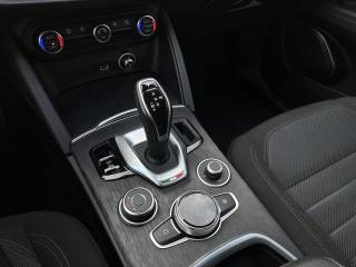 ALFA ROMEO Stelvio usata, con Servosterzo