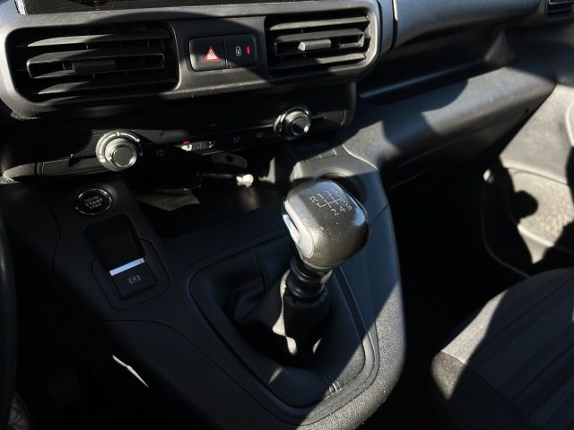 OPEL Combo usata, con Sensore di pioggia