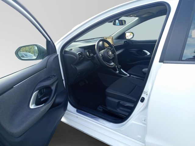 TOYOTA Yaris usata, con Fendinebbia