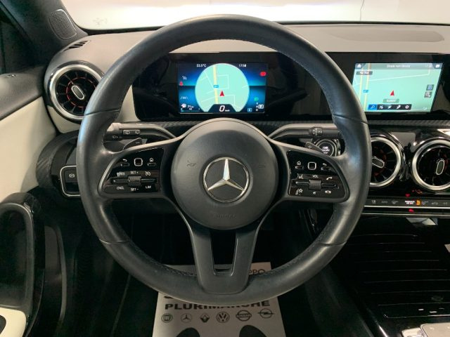 MERCEDES-BENZ A 180 usata, con Park Distance Control