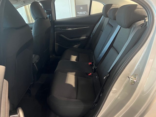 MAZDA 3 usata, con Cruise Control