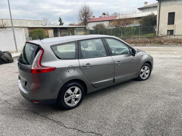 RENAULT Scenic usata, con Autoradio