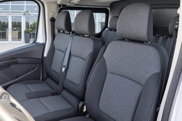 RENAULT Trafic usata, con Controllo automatico clima