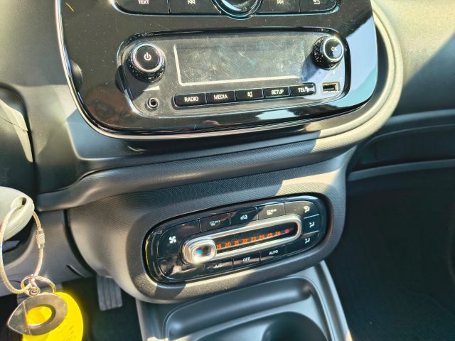 SMART ForFour usata, con Controllo automatico clima