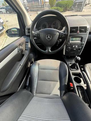MERCEDES-BENZ A 180 usata 21
