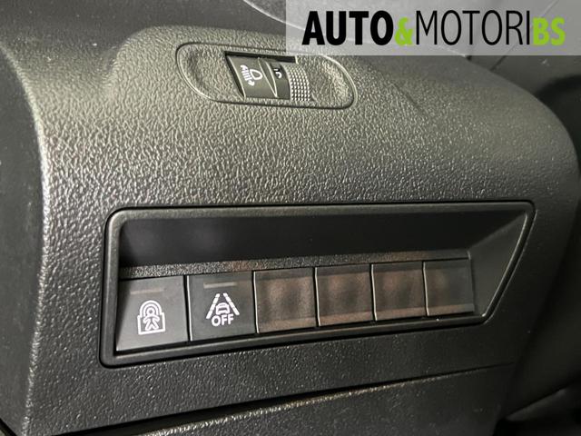 PEUGEOT Rifter usata, con Touch screen