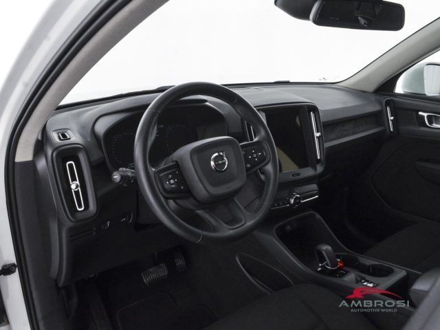 VOLVO XC40 usata 7