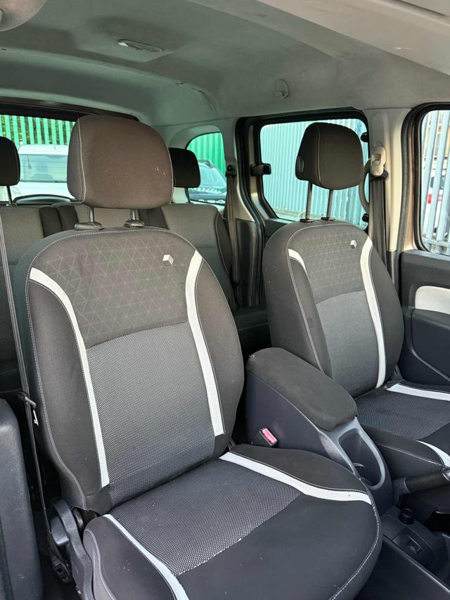 RENAULT Kangoo usata, con Climatizzatore