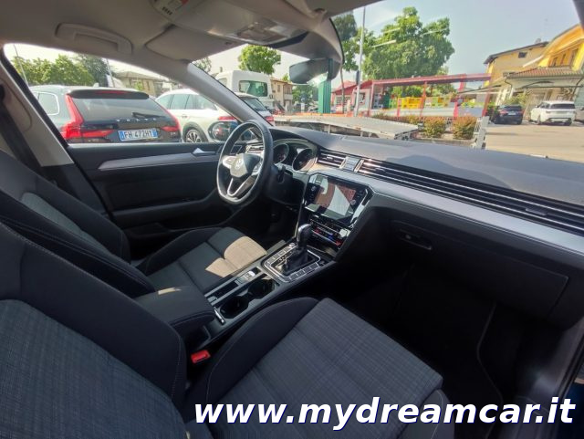 VOLKSWAGEN Passat Variant usata, con Controllo trazione