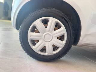 FORD Ka+ usata 8
