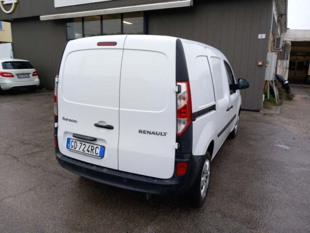 RENAULT Kangoo usata, con Autoradio