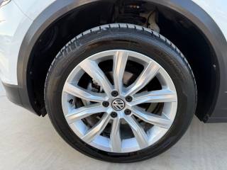 VOLKSWAGEN T-Roc usata, con ESP