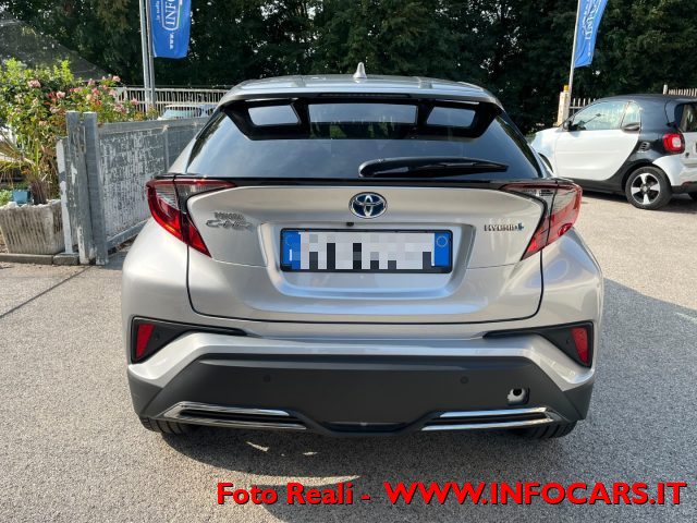 TOYOTA C-HR usata, con Controllo automatico clima