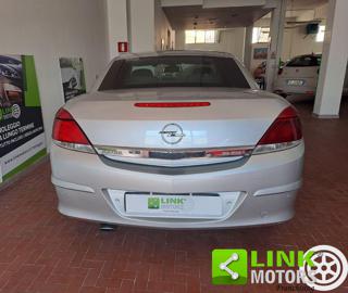OPEL Astra usata, con Interni in pelle