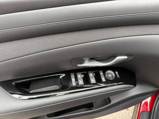 HYUNDAI Tucson usata, con Airbag testa