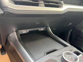 JEEP Compass usata, con Volante riscaldabile